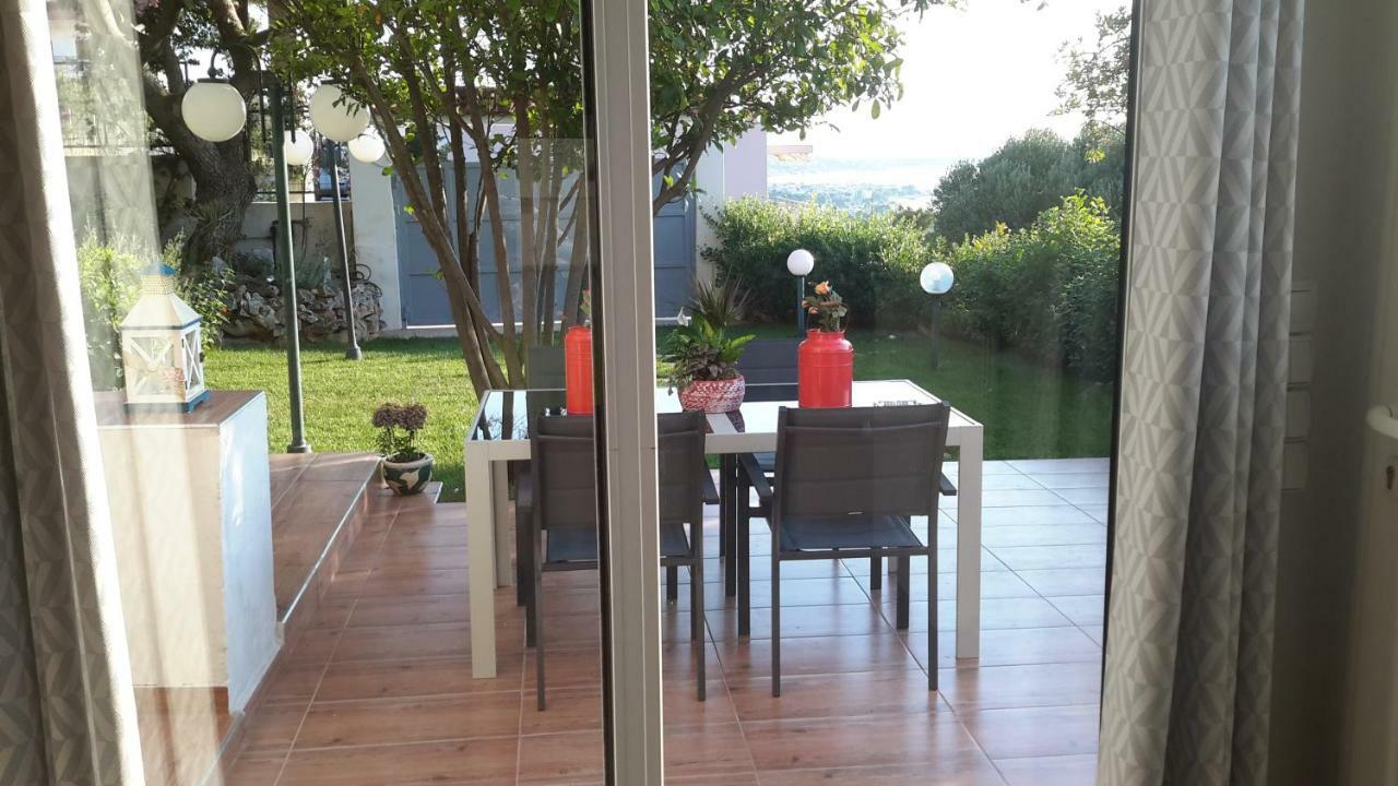 Harris Elegant House Superb View Near Airport Apartment อาร์เตมีดา ภายนอก รูปภาพ